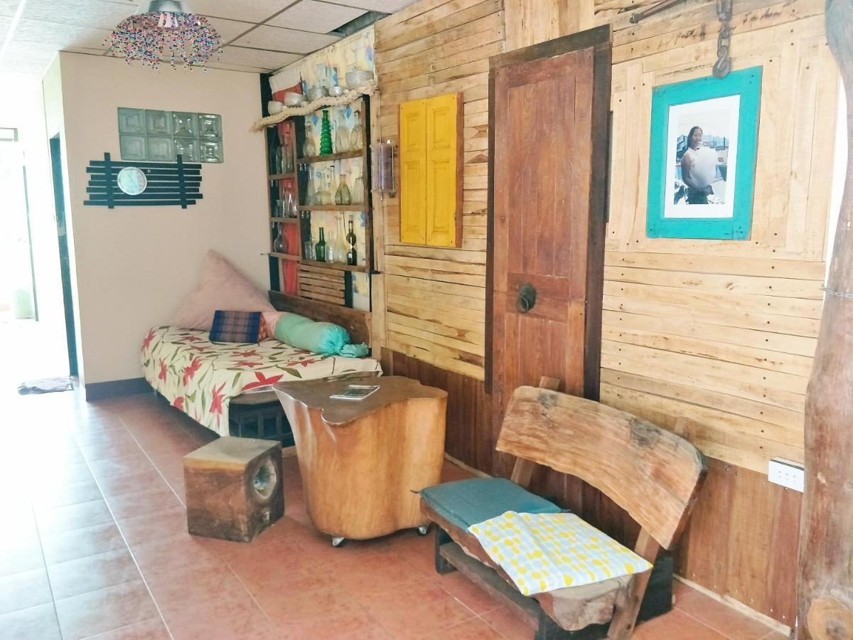 Baan Jaidee Guesthouse Трат Екстер'єр фото